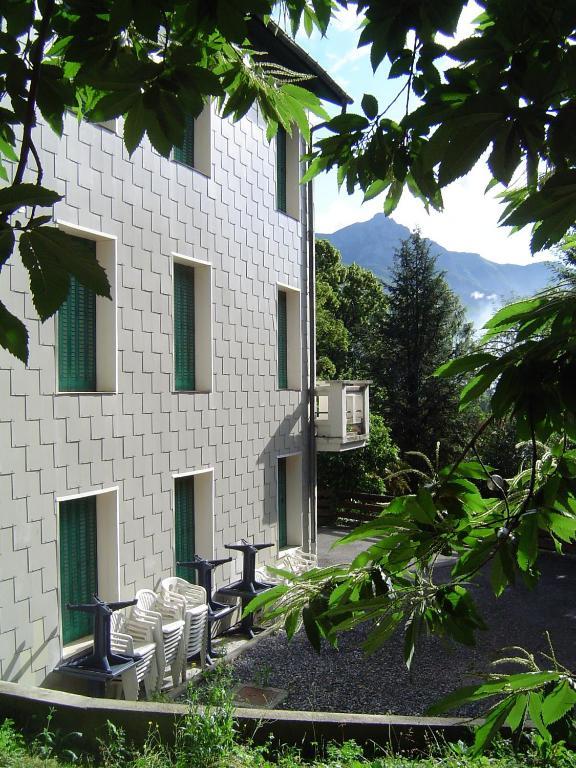 Appartements Les Pins Cierp ภายนอก รูปภาพ